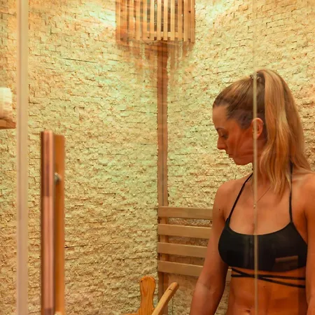 Отель Pandora *